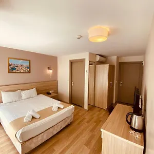 https://hotel-ottoman-luxury.istanbul-turkeyhotels.com